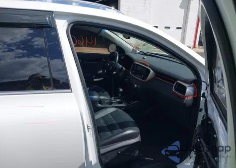 2019 Kia Sorento 3.3L Ex из США, поврежденный, VIN 5XYPHDA51KG568036